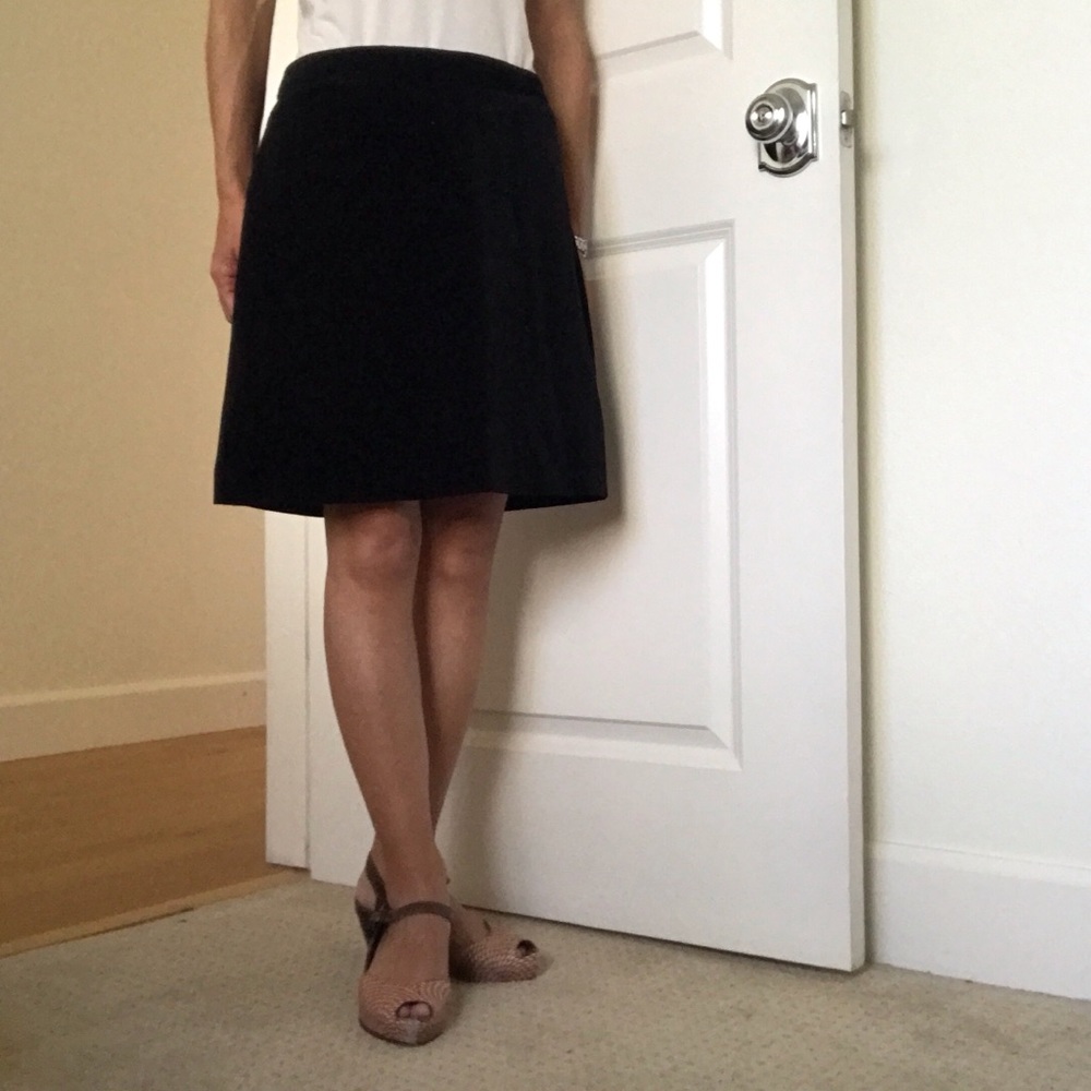 Women's Black Velvet Mini Skirt